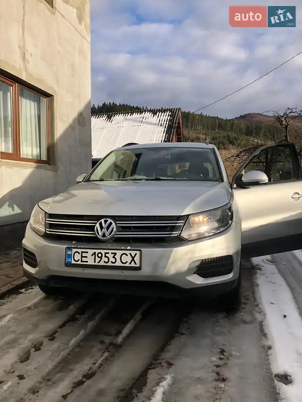 Volkswagen Tiguan 2017 VIN WVGTV7AX5HK024101 фото оголошення 56 з 98