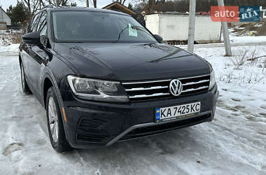 Позашляховик / Кросовер Volkswagen Tiguan 2017 в Києві