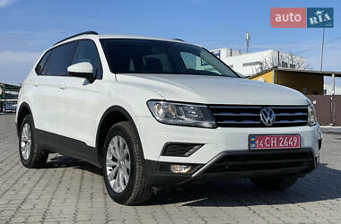 Внедорожник / Кроссовер Volkswagen Tiguan 2018 в Львове