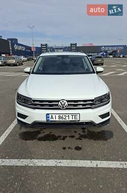 Позашляховик / Кросовер Volkswagen Tiguan 2021 в Києві