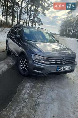 Внедорожник / Кроссовер Volkswagen Tiguan 2019 в Золочеве