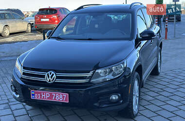 Позашляховик / Кросовер Volkswagen Tiguan 2015 в Рівному