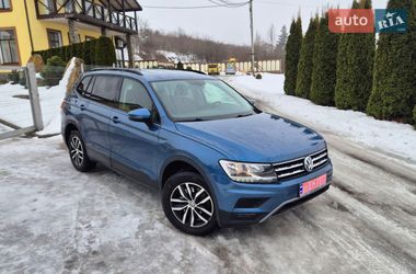 Внедорожник / Кроссовер Volkswagen Tiguan 2018 в Львове