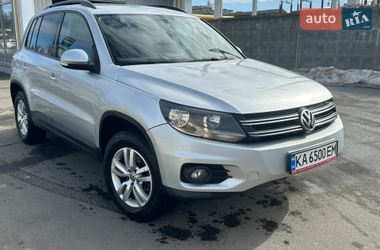 Внедорожник / Кроссовер Volkswagen Tiguan 2012 в Киеве