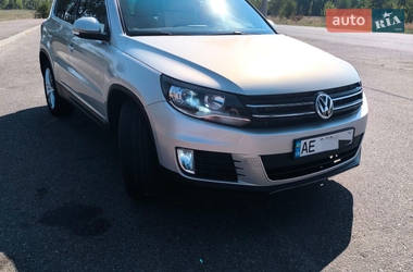 Внедорожник / Кроссовер Volkswagen Tiguan 2013 в Кривом Роге