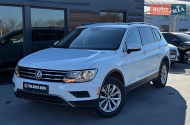 Внедорожник / Кроссовер Volkswagen Tiguan 2018 в Ровно