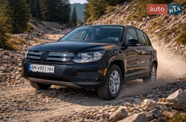 Внедорожник / Кроссовер Volkswagen Tiguan 2013 в Житомире