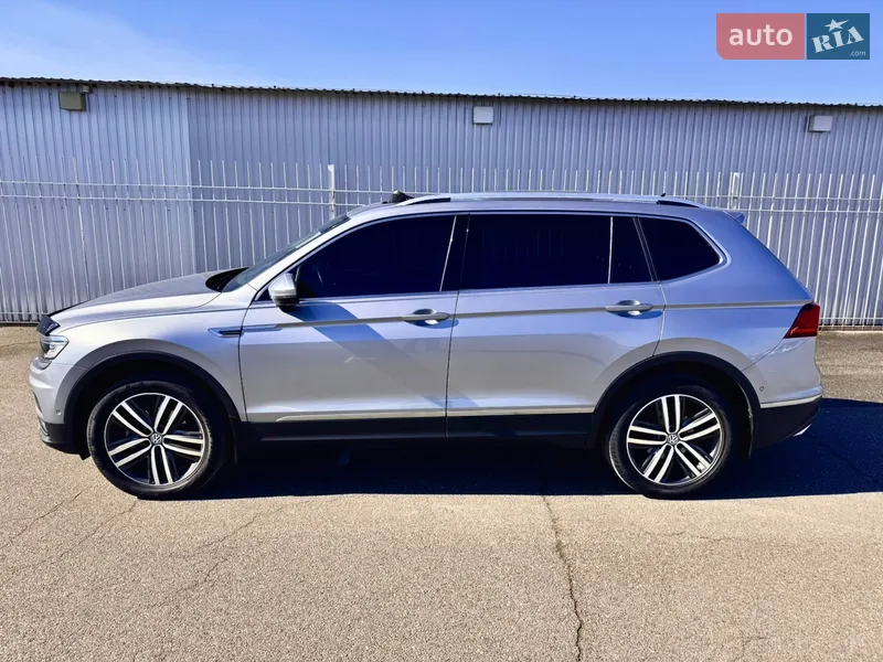 Volkswagen Tiguan 2020 VIN WVGZZZ5NZLM181493 фото оголошення 3 з 75