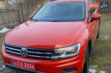 Внедорожник / Кроссовер Volkswagen Tiguan 2019 в Каменке-Бугской