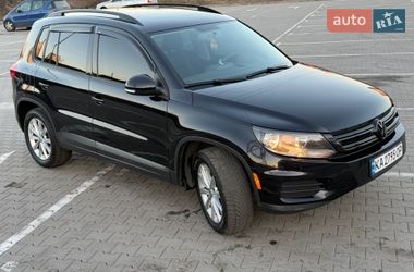 Позашляховик / Кросовер Volkswagen Tiguan 2014 в Києві