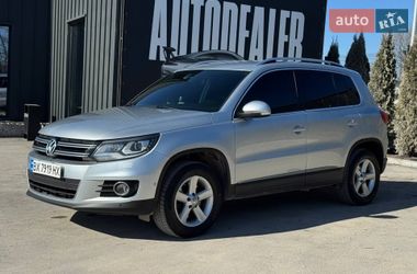 Позашляховик / Кросовер Volkswagen Tiguan 2012 в Кам'янець-Подільському