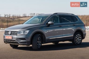 Внедорожник / Кроссовер Volkswagen Tiguan 2019 в Ровно