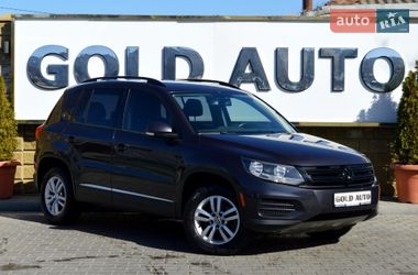 Позашляховик / Кросовер Volkswagen Tiguan 2016 в Одесі