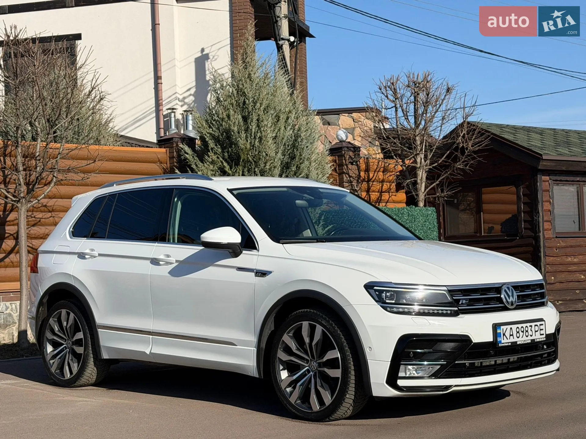 2017 Volkswagen Tiguan - мініатюра 21