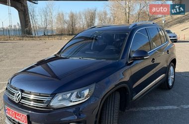Позашляховик / Кросовер Volkswagen Tiguan 2014 в Києві