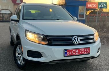 Позашляховик / Кросовер Volkswagen Tiguan 2016 в Корсунь-Шевченківському