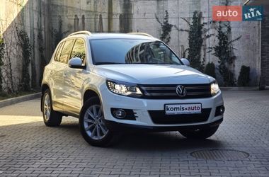 Внедорожник / Кроссовер Volkswagen Tiguan 2013 в Хмельницком