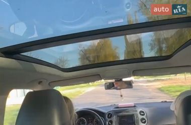 Внедорожник / Кроссовер Volkswagen Tiguan 2016 в Одессе
