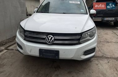Позашляховик / Кросовер Volkswagen Tiguan 2017 в Шумську