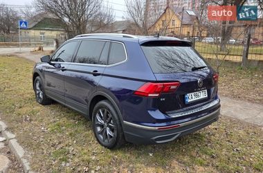 Внедорожник / Кроссовер Volkswagen Tiguan 2023 в Киеве