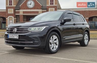 Внедорожник / Кроссовер Volkswagen Tiguan 2021 в Киеве