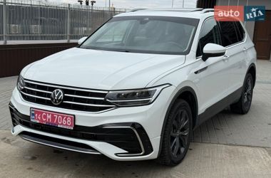 Позашляховик / Кросовер Volkswagen Tiguan 2021 в Ходореві