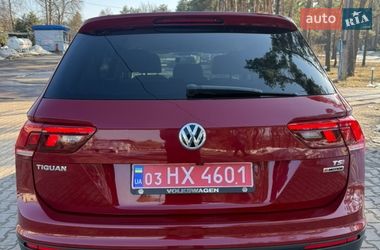 Внедорожник / Кроссовер Volkswagen Tiguan 2018 в Глухове