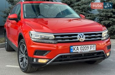 Внедорожник / Кроссовер Volkswagen Tiguan 2018 в Киеве