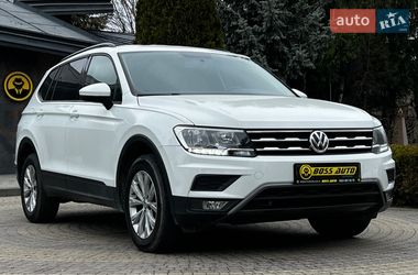 Внедорожник / Кроссовер Volkswagen Tiguan 2018 в Львове