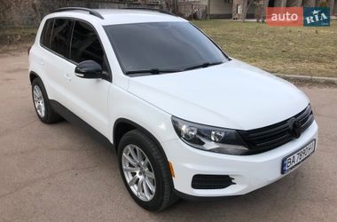 Внедорожник / Кроссовер Volkswagen Tiguan 2017 в Кропивницком