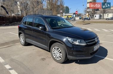 Внедорожник / Кроссовер Volkswagen Tiguan 2011 в Киеве