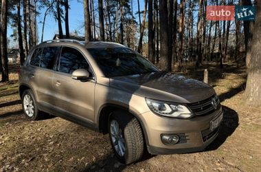 Внедорожник / Кроссовер Volkswagen Tiguan 2014 в Чернигове