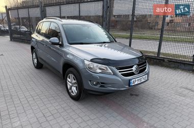 Позашляховик / Кросовер Volkswagen Tiguan 2009 в Запоріжжі