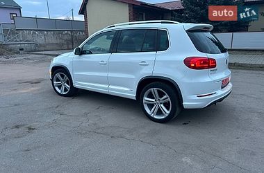 Позашляховик / Кросовер Volkswagen Tiguan 2016 в Вінниці
