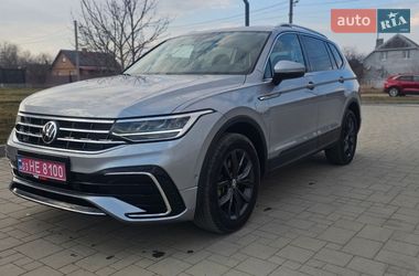 Внедорожник / Кроссовер Volkswagen Tiguan 2022 в Ровно