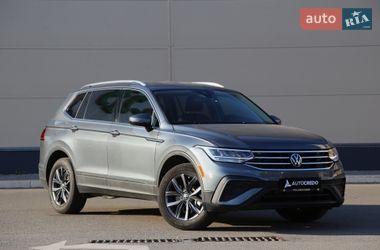 Позашляховик / Кросовер Volkswagen Tiguan 2023 в Києві