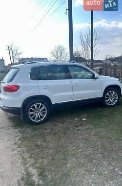 Позашляховик / Кросовер Volkswagen Tiguan 2015 в Стрию