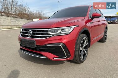 Позашляховик / Кросовер Volkswagen Tiguan 2023 в Харкові