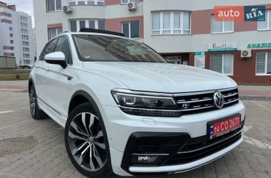 Внедорожник / Кроссовер Volkswagen Tiguan 2017 в Виннице