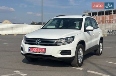 Позашляховик / Кросовер Volkswagen Tiguan 2015 в Львові