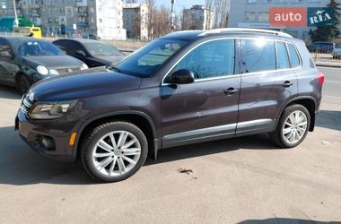 Внедорожник / Кроссовер Volkswagen Tiguan 2015 в Киеве
