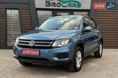 Внедорожник / Кроссовер Volkswagen Tiguan 2017 в Виннице