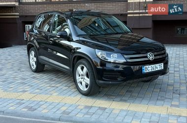 Внедорожник / Кроссовер Volkswagen Tiguan 2014 в Чернигове