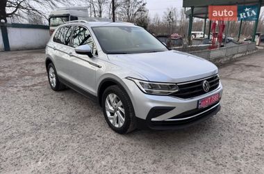 Позашляховик / Кросовер Volkswagen Tiguan 2021 в Полтаві