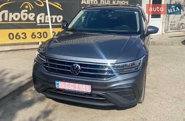 Внедорожник / Кроссовер Volkswagen Tiguan 2022 в Львове