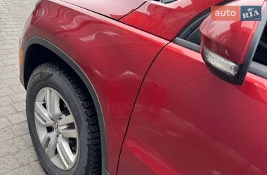 Внедорожник / Кроссовер Volkswagen Tiguan 2015 в Днепре