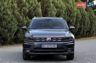 Внедорожник / Кроссовер Volkswagen Tiguan 2018 в Львове