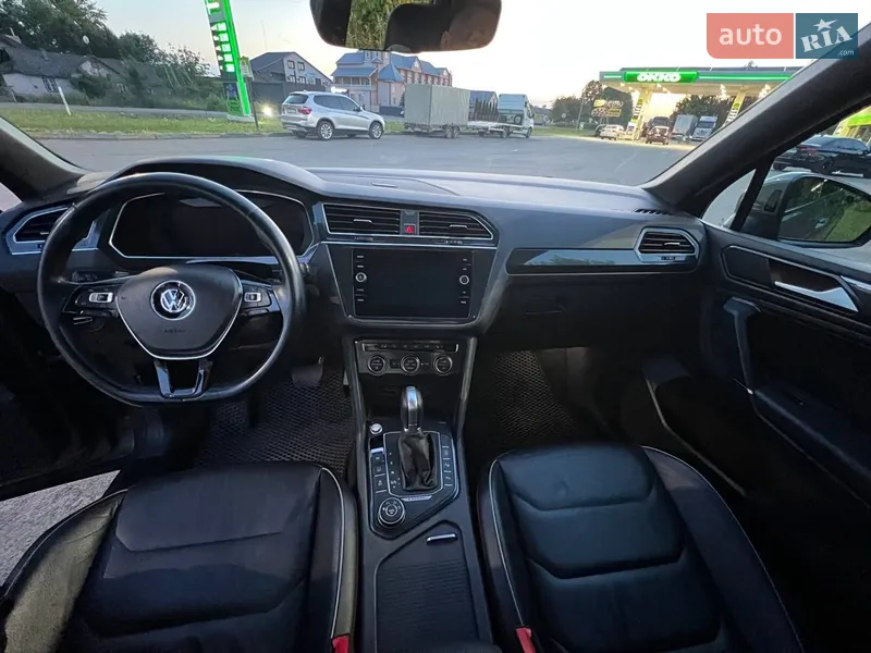 Volkswagen Tiguan 2018 VIN WVGZZZ5NZJM123670 фото оголошення 11 з 61