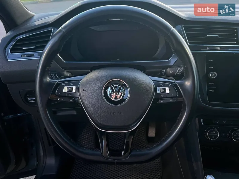 Volkswagen Tiguan 2018 VIN WVGZZZ5NZJM123670 фото оголошення 13 з 61