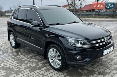 Позашляховик / Кросовер Volkswagen Tiguan 2015 в Чемерівцях